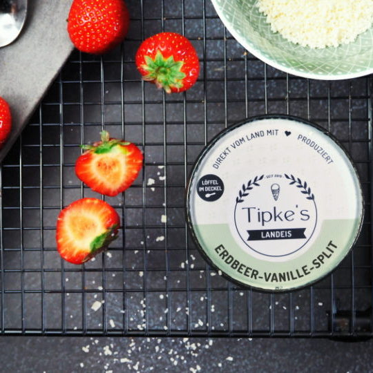 Vanille-Erdbeer-Split Eis